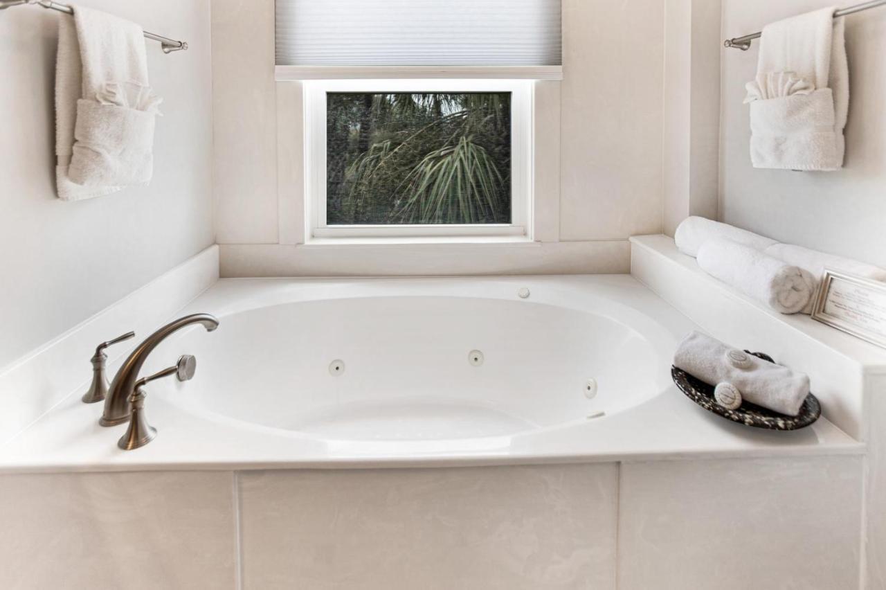 Villa By The Sea Tybee Island Exteriör bild